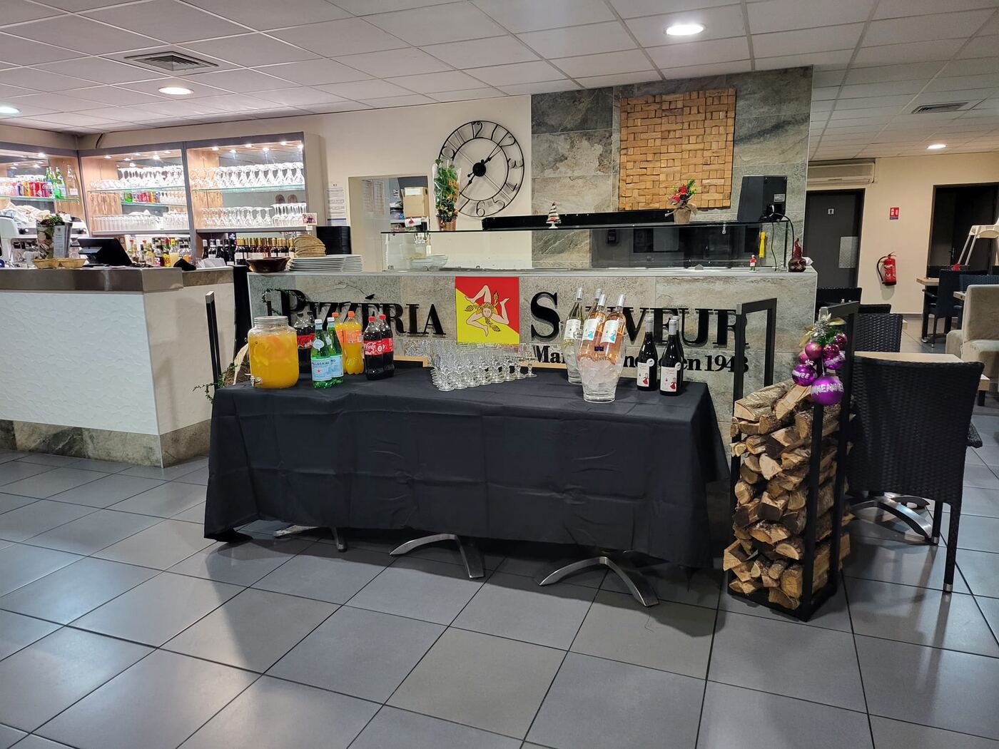 Salle privatisée, buffet apéro dinatoire
